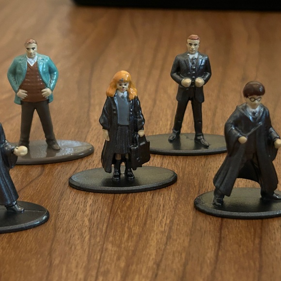 •HARRY POTTER FILM CHARACTER •5 PIECE COLLECTOR SET DIE-CAST METAL FIGURES! - Picture 14 of 14